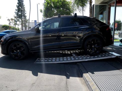 Used 2021 Audi RS Q8 w/ Carbon Optic Package AWD/4WD image 6
