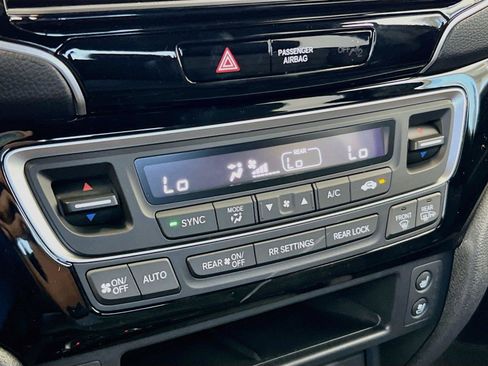 New 2026 Honda Ridgeline Black Edition image 9