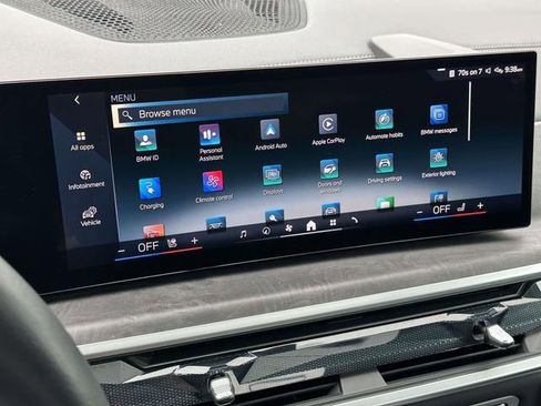 Certified 2025 BMW X5 xDrive50e w/ Premium Package image 34