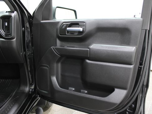 Used 2022 Chevrolet Silverado 1500 Custom image 24