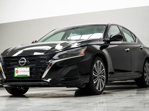 Used 2023 Nissan Altima 2.5 SL AWD/4WD image 8