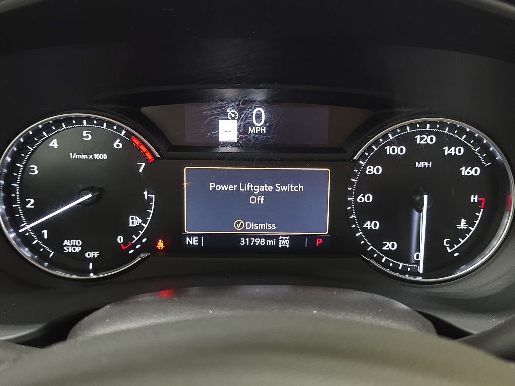 Used 2023 Cadillac XT4 Premium Luxury w/ Cold Weather Package AWD/4WD image 18