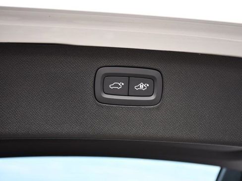 New 2026 Volvo XC90 B6 Ultra w/ Protection Package AWD/4WD image 30