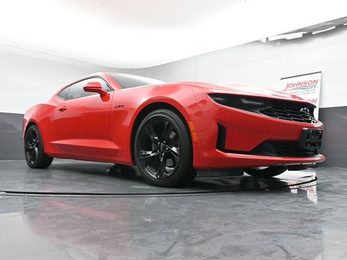 Used 2020 Chevrolet Camaro LT image 18