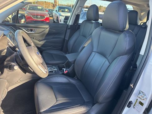 Used 2024 Subaru Forester Touring image 7
