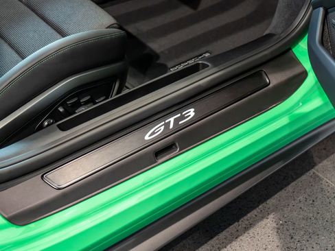 Used 2026 Porsche 911 GT3 RWD image 23
