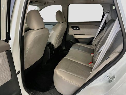 Used 2023 Nissan Rogue SV AWD/4WD image 28