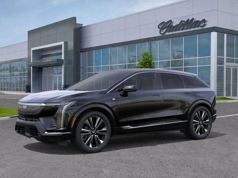 New 2026 Cadillac Optiq Luxury 2 image 3