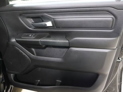 New 2026 RAM 1500 Express AWD/4WD image 17