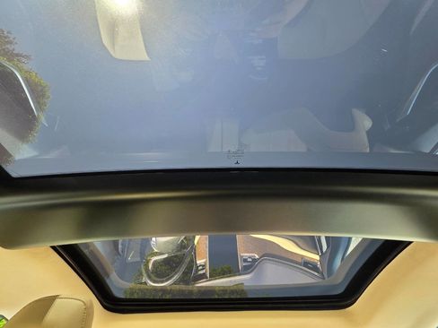 Used 2013 Tesla Model S image 19