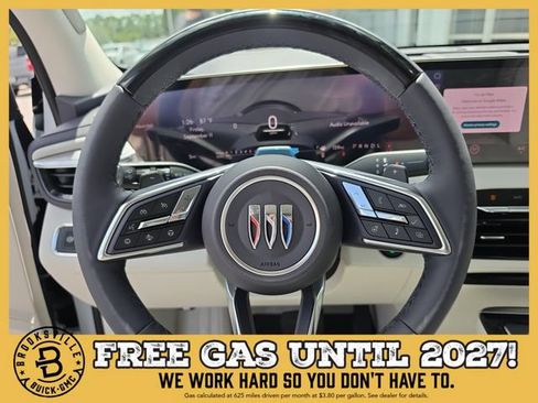 New 2027 Buick Enclave Avenir w/ LPO, Floor Liner Package FWD image 28