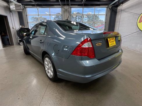 Used 2011 Ford Fusion SE w/ 202A Rapid Spec Order Code image 3