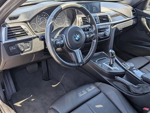 Used 2016 BMW 320i xDrive Sedan AWD/4WD image 9