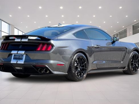 Used 2020 Ford Mustang Shelby GT350 w/ Technology Package RWD image 4