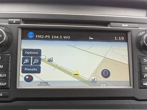 Used 2018 Nissan Titan SL w/ Chrome Package image 22