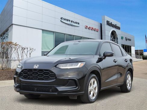 Used 2024 Honda HR-V LX image 2