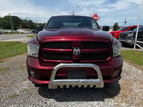 Used 2018 RAM 1500 Express w/ Express Value Package AWD/4WD image 6