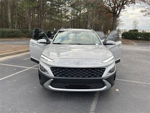 Used 2023 Hyundai Kona SEL w/ Convenience Package image 10