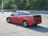 Used 2018 Toyota Prius Four image 3