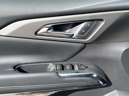 New 2026 Chevrolet Traverse LT w/ Driver Confidence Package FWD image 38