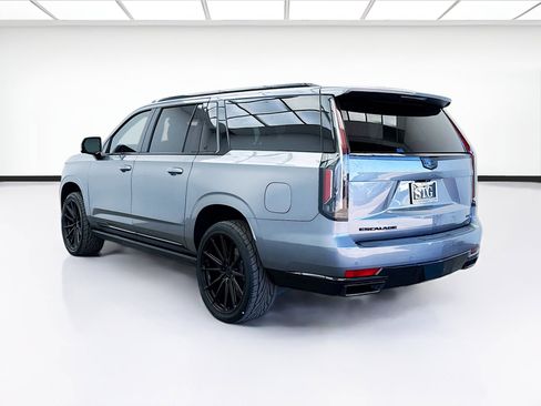 Used 2021 Cadillac Escalade ESV Sport w/ Driver Assist Tech Package image 6