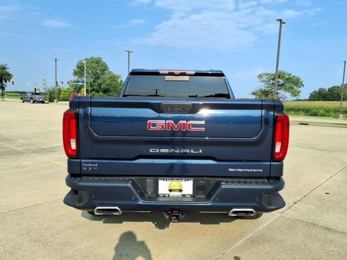 Used 2020 GMC Sierra 1500 Denali w/ Denali Ultimate Package AWD/4WD image 25