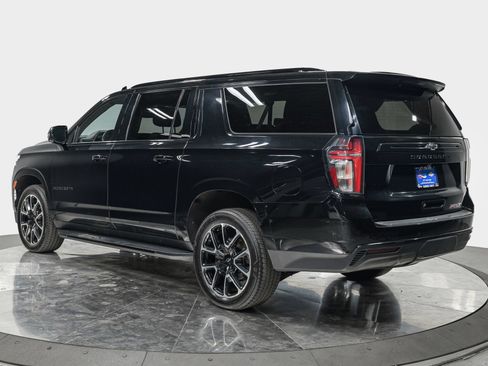 Used 2024 Chevrolet Suburban RST w/ Luxury Package AWD/4WD image 4