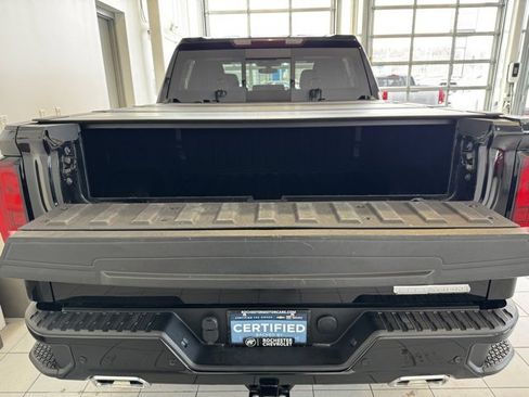 Used 2021 GMC Sierra 1500 Elevation image 40