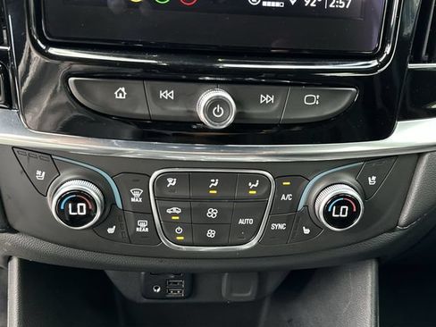 Certified 2023 Chevrolet Traverse High Country AWD/4WD image 27