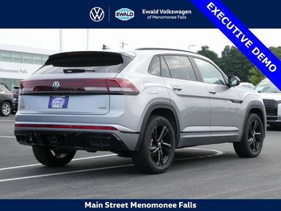 New 2025 Volkswagen Atlas Cross Sport SEL R-Line