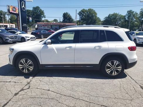 Used 2024 Mercedes-Benz GLB 250 4MATIC image 5
