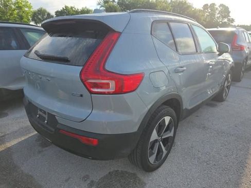 Used 2026 Volvo XC40 B5 Plus AWD/4WD image 4
