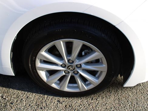 Used 2024 Toyota Corolla LE image 11