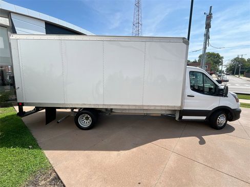 Used 2023 Ford Transit 350 Low Roof DRW AWD image 7