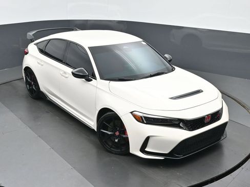 Used 2023 Honda Civic Type R image 32