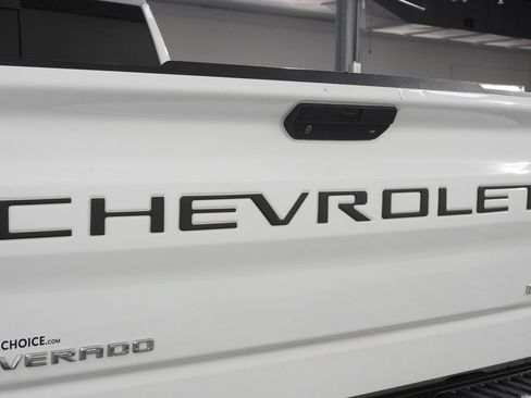Used 2019 Chevrolet Silverado 1500 LTZ w/ LTZ Premium Package AWD/4WD image 30