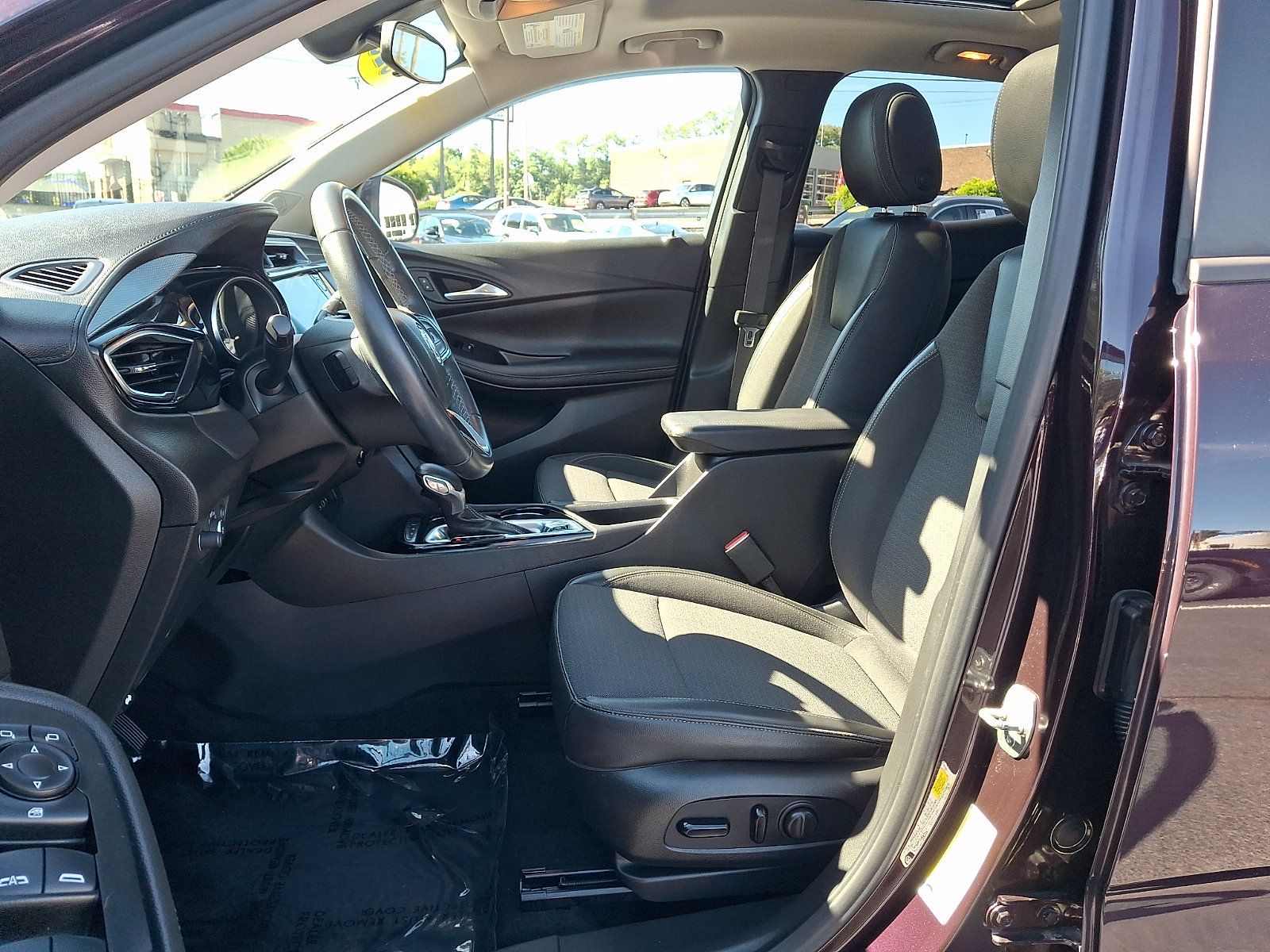 Used 2020 Buick Encore GX Preferred w/ Cold Weather Comfort Package AWD/4WD image 14