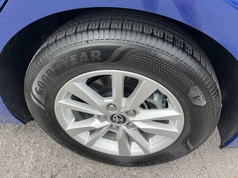 Used 2025 Toyota Camry LE w/ Convenience Package FWD image 14