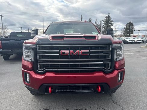 Used 2022 GMC Sierra 2500 AT4 image 2