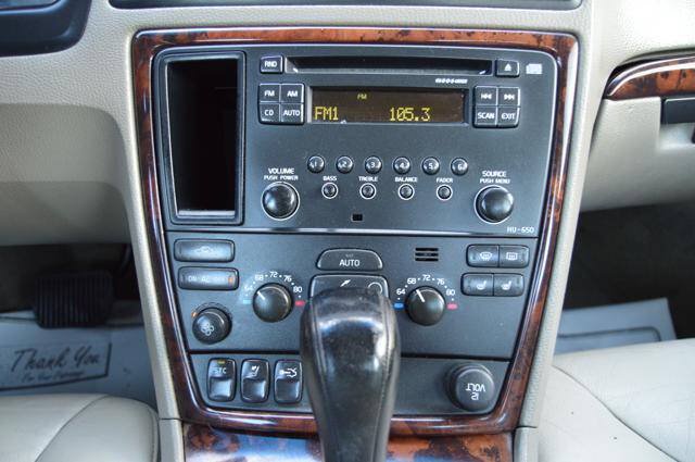 Used 2005 Volvo S60 2.5T FWD image 21