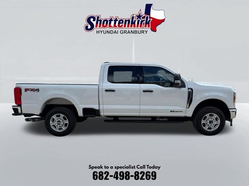 Used 2026 Ford F250 XLT AWD/4WD image 5