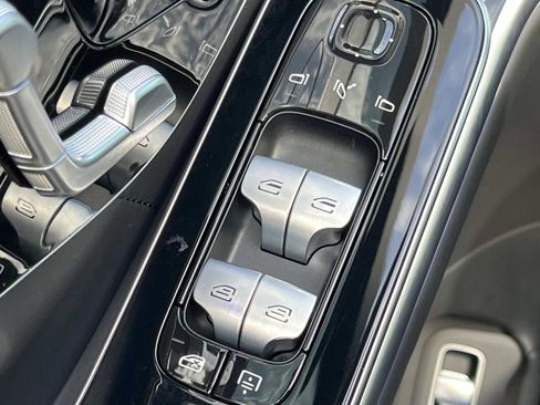 Certified 2022 Mercedes-Benz S 580 4MATIC Sedan image 23