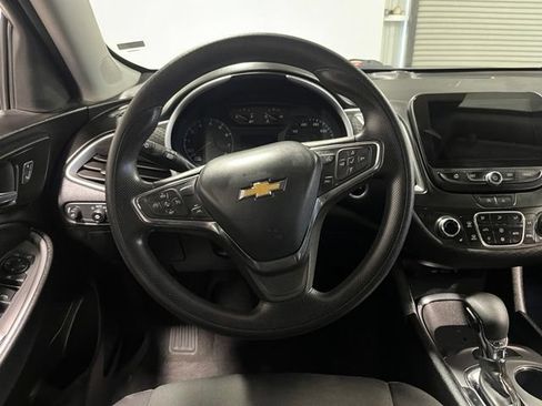 Used 2024 Chevrolet Malibu LT FWD image 21