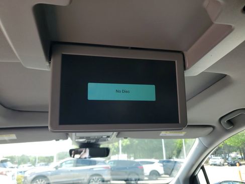 Used 2024 Honda Odyssey Elite image 16