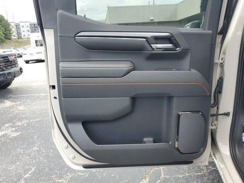 New 2026 GMC Sierra 1500 AT4 w/ Technology Package AWD/4WD image 12