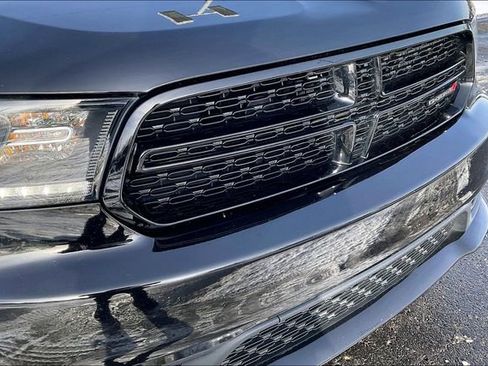 Used 2020 Dodge Durango SXT image 29