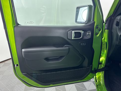 New 2025 Jeep Wrangler Sport S image 30