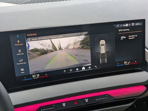 Used 2025 BMW X3 xDrive30i w/ Convenience Package image 15