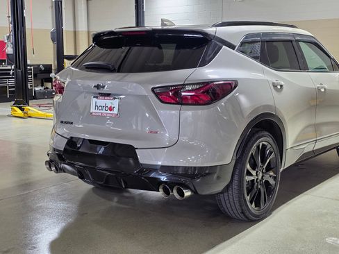 Used 2021 Chevrolet Blazer RS w/ Enhanced Convenience Package FWD image 11