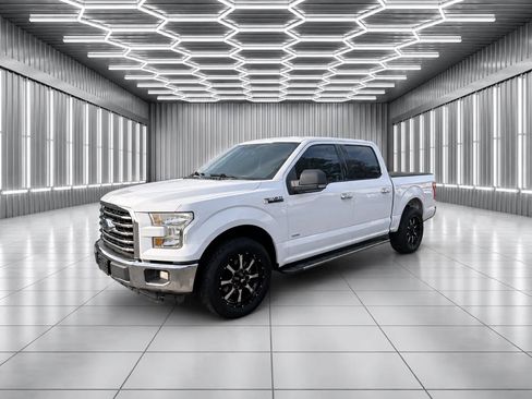 Used 2016 Ford F150 XLT w/ Equipment Group 302A Luxury RWD image 1